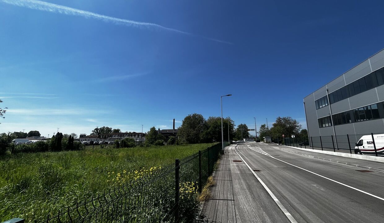 114852_70_25754