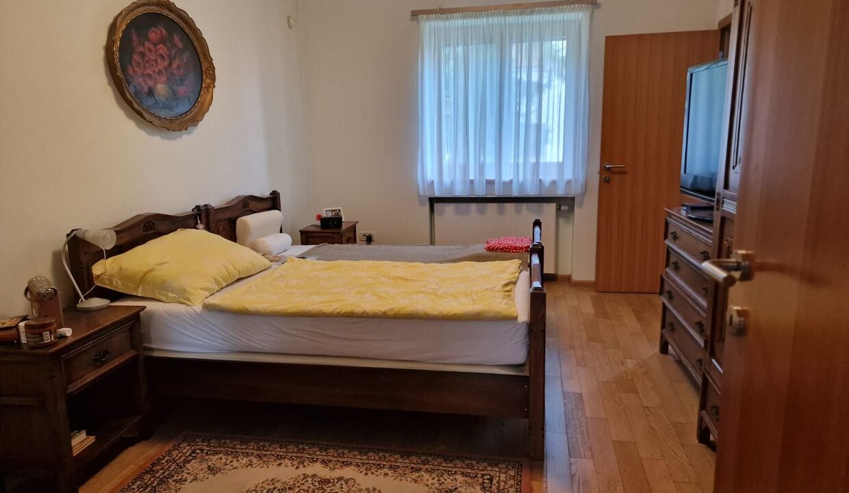 116359_25_45672