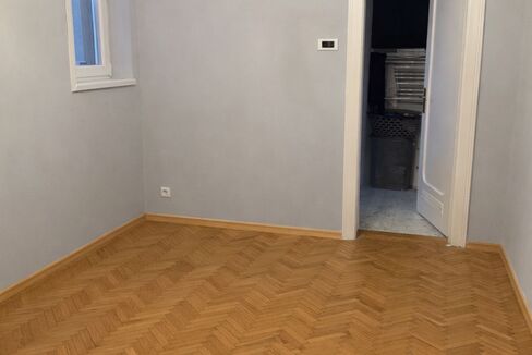 116598_40_48572