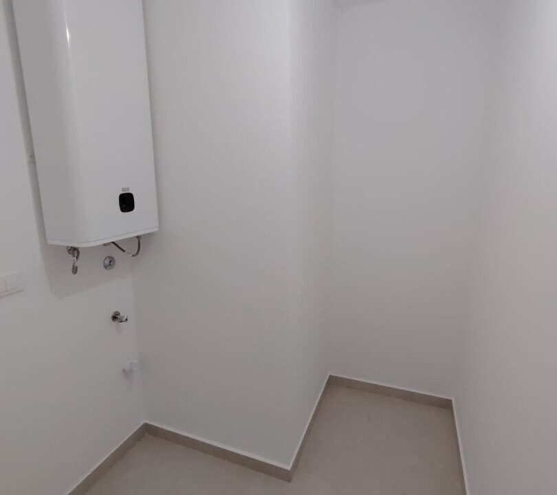 184357_17_1784048993
