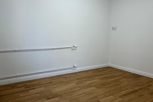 188996_11_1790871180